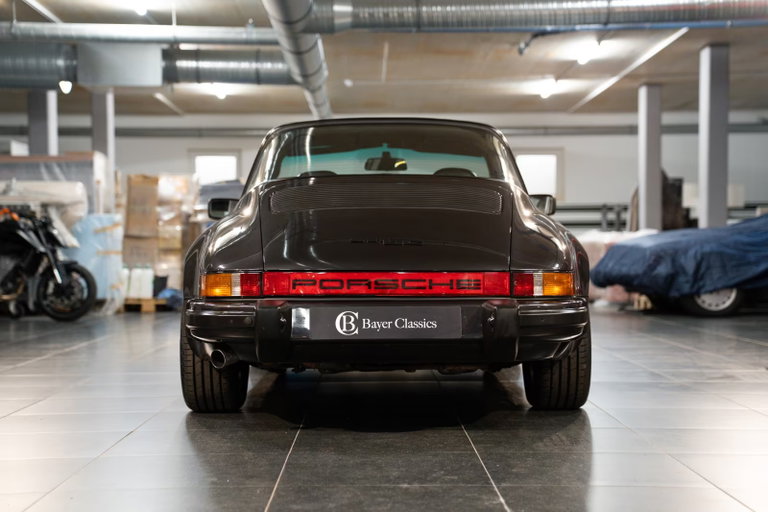Porsche 911 SC