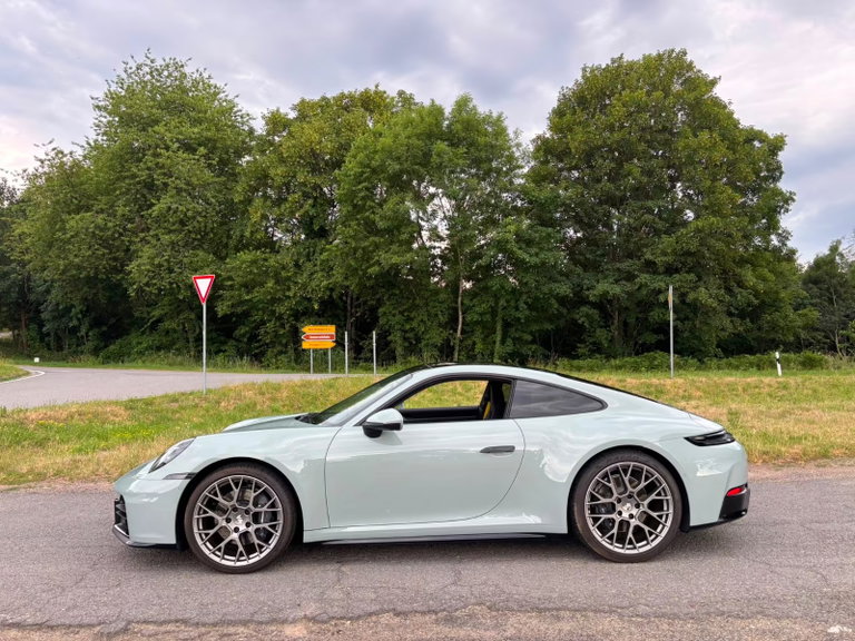 Porsche 992.2 Carrera