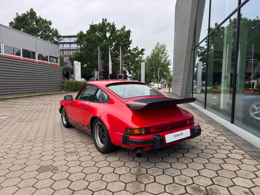 Porsche 911 Carrera 3.2 (US)
