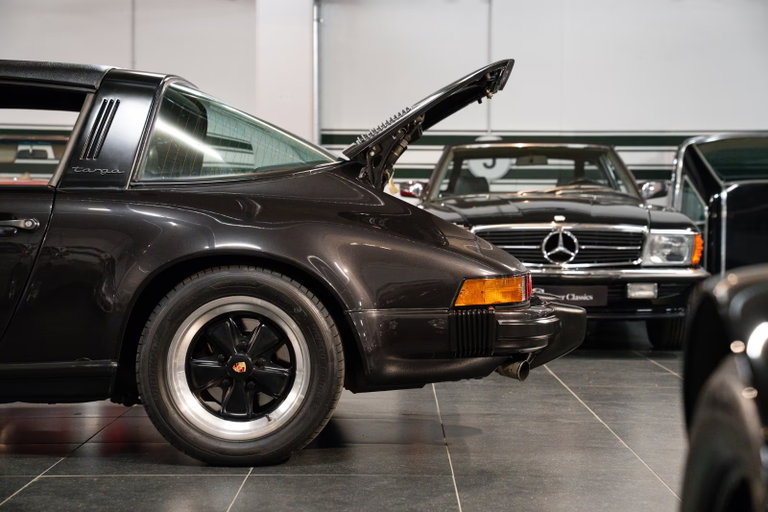 Porsche 911 SC