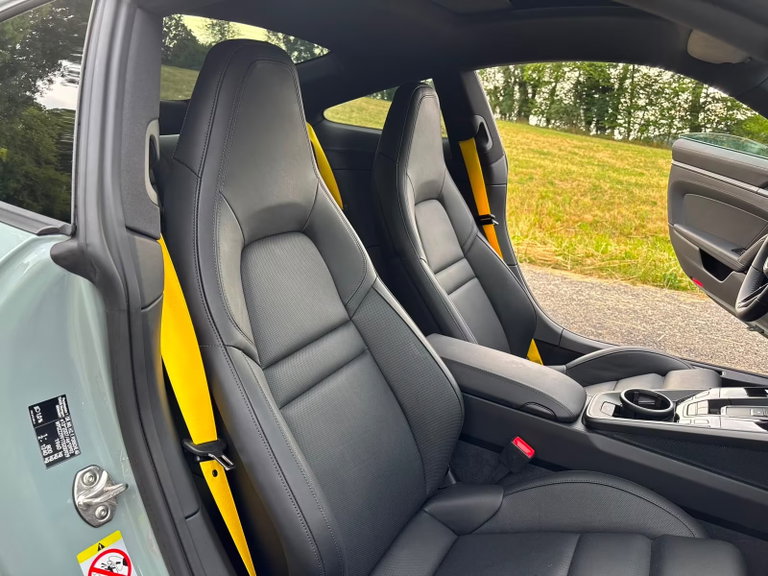 Porsche 992.2 Carrera
