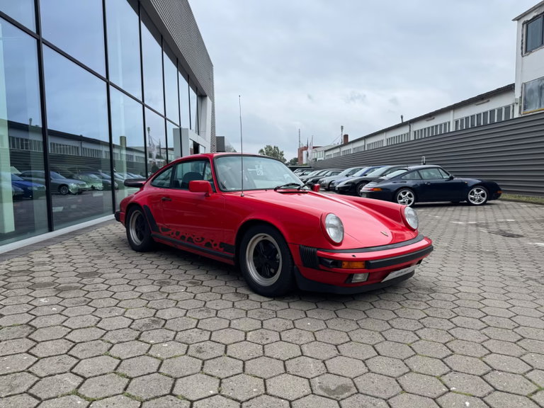 Porsche 911 Carrera 3.2 (US)