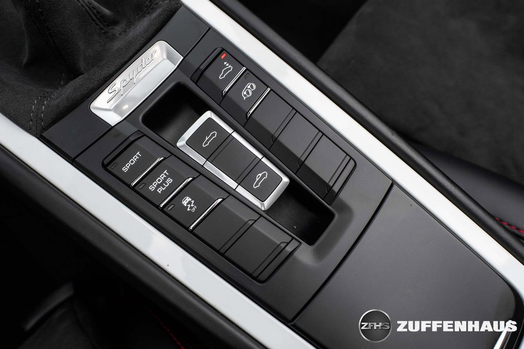 Porsche 981 Boxster Spyder