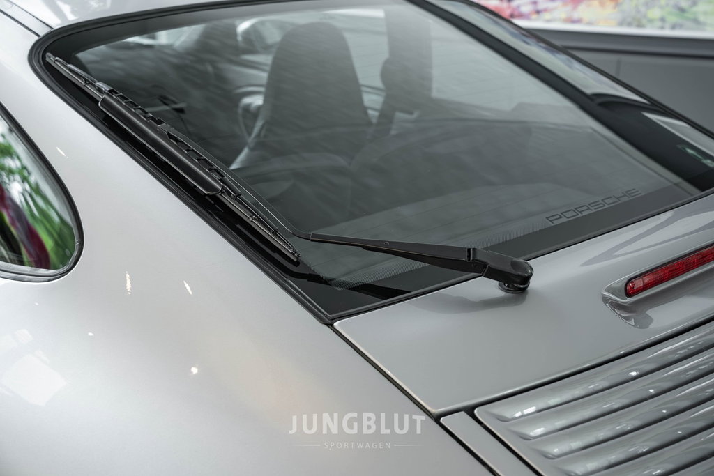 Porsche 996.2 Carrera “40 Jahre 911”