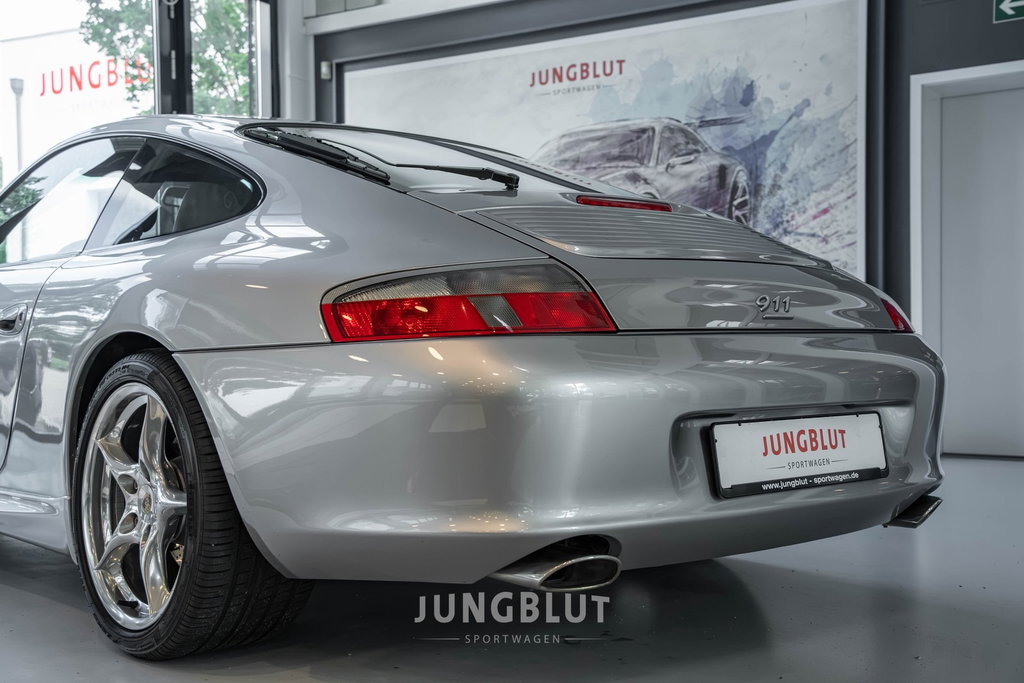 Porsche 996.2 Carrera “40 Jahre 911”