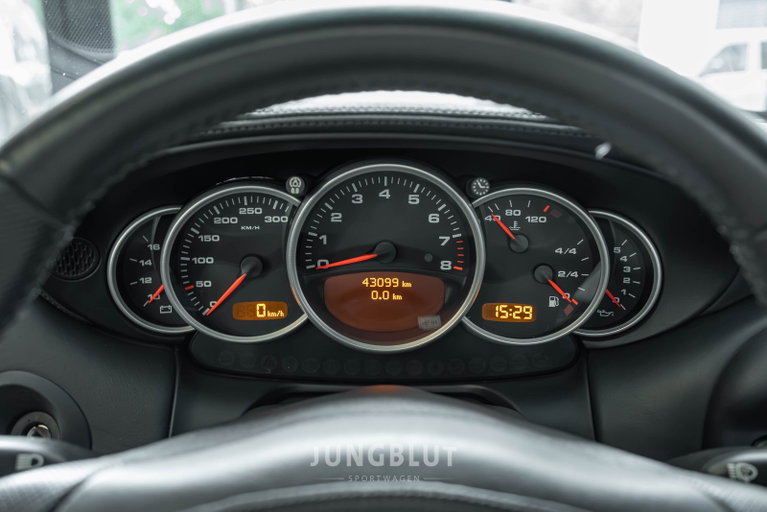 Porsche 996.2 Carrera “40 Jahre 911”