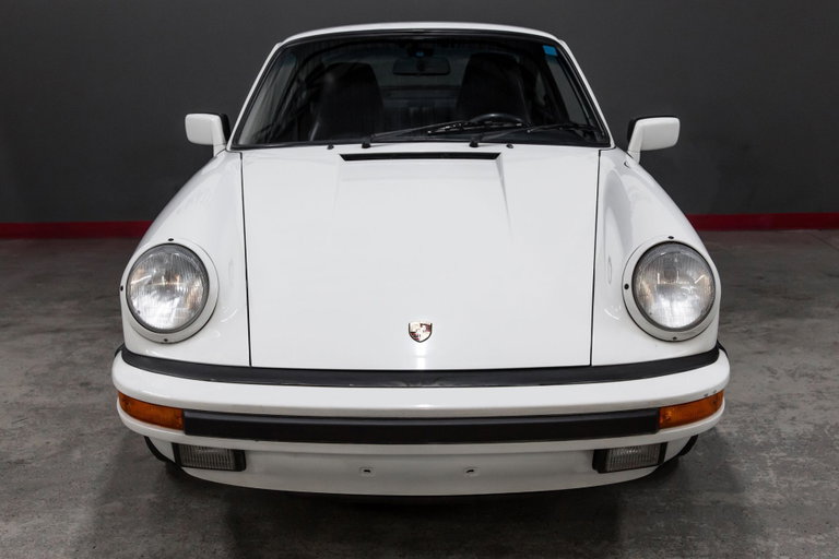 Porsche 911 Carrera 3.2 (US)