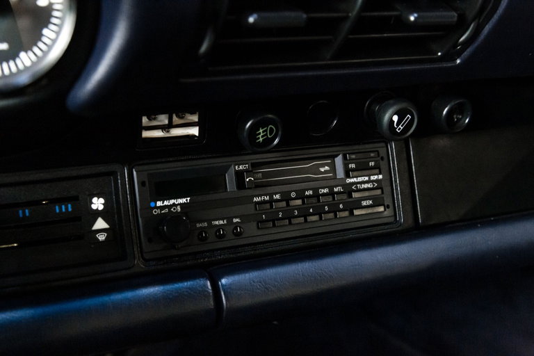 Porsche 911 Carrera 3.2 (US)