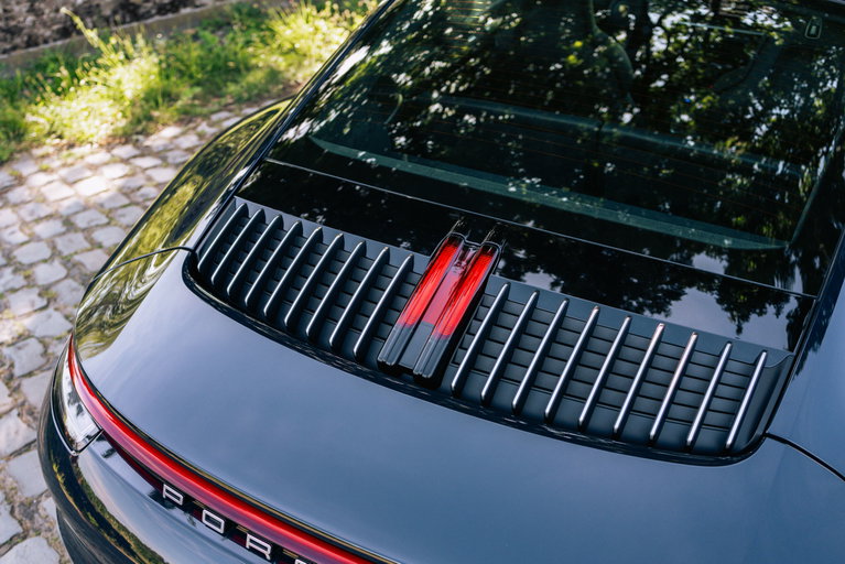Porsche 992 Belgian Legend Edition
