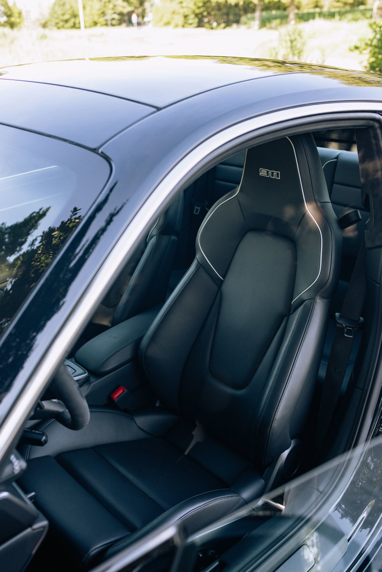 Porsche 992 Belgian Legend Edition