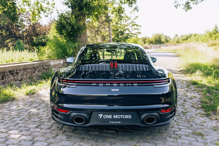 Porsche 992 Belgian Legend Edition