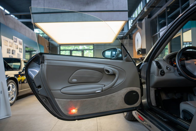Porsche 996.2 Carrera 4S