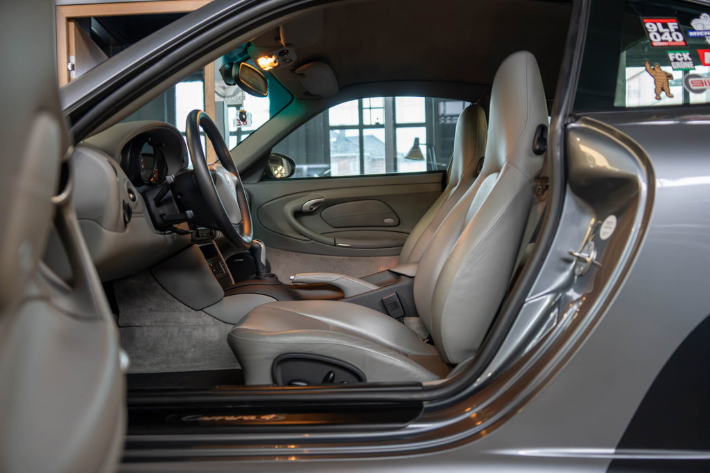 Porsche 996.2 Carrera 4S