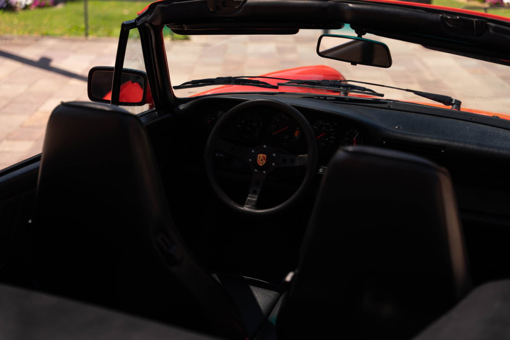 Porsche 911 Carrera 3.2