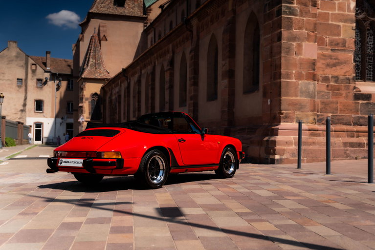 Porsche 911 Carrera 3.2