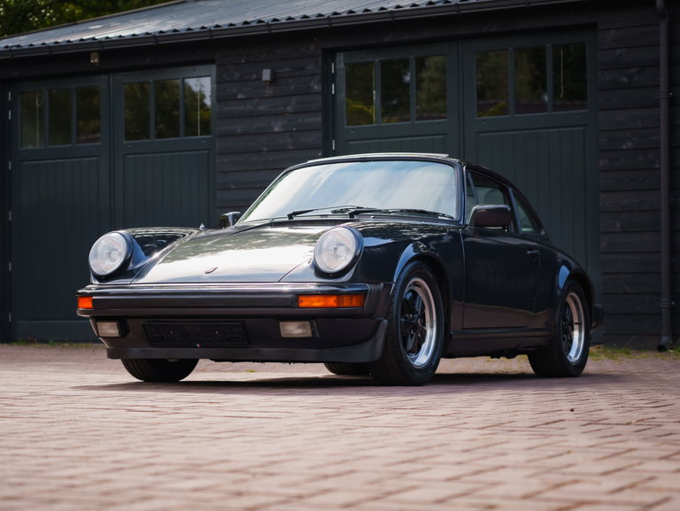 Porsche 911 Carrera 3.2 (US)