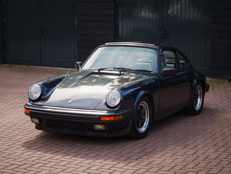 Porsche 911 Carrera 3.2 (US)