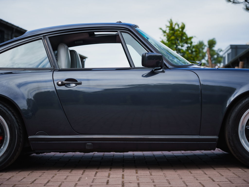 Porsche 911 Carrera 3.2 (US)