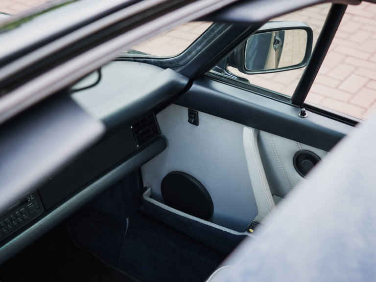 Porsche 911 Carrera 3.2 (US)