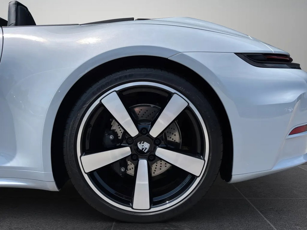 Porsche 992.2 Carrera