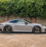 Porsche 992 Carrera 4 GTS