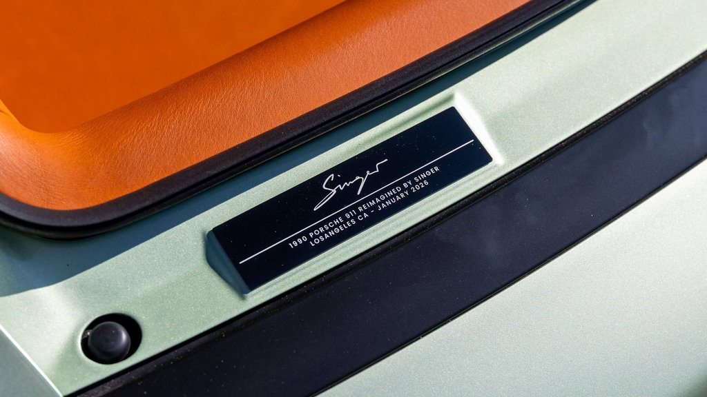 Porsche 911 Reimagined by Singer