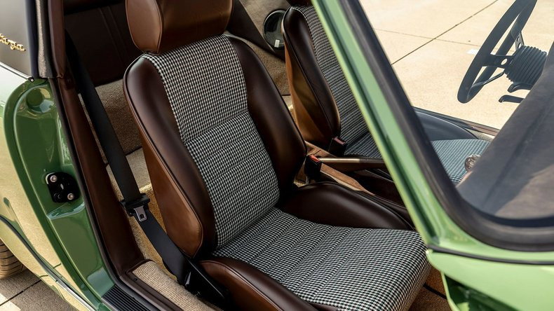 Porsche 911 Backdate