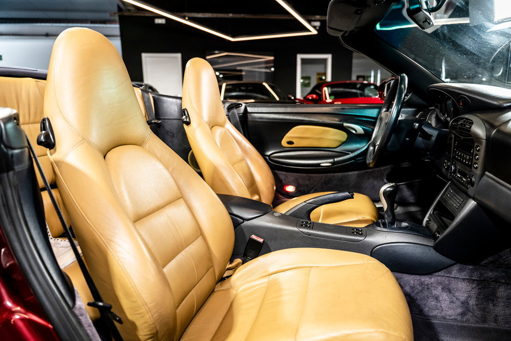 Porsche 996 Carrera