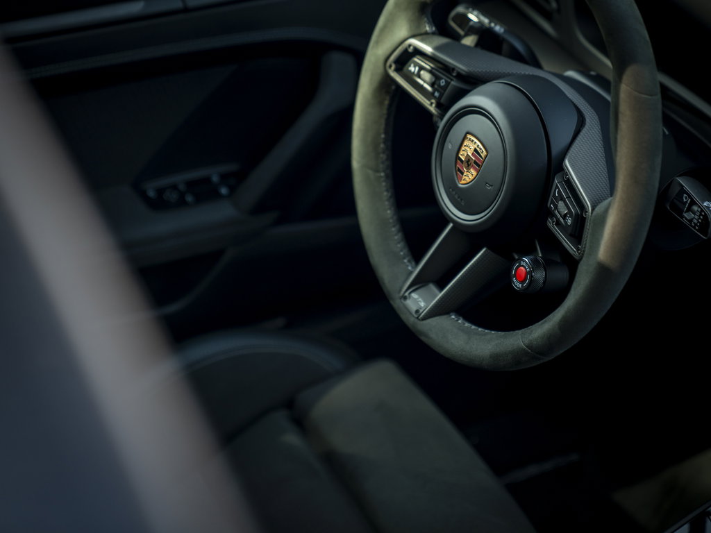 Porsche 992.2 Carrera GTS