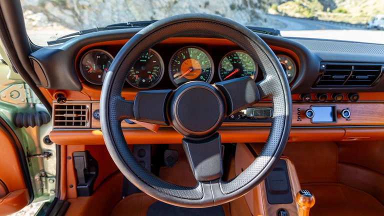 Porsche 911 Reimagined by Singer