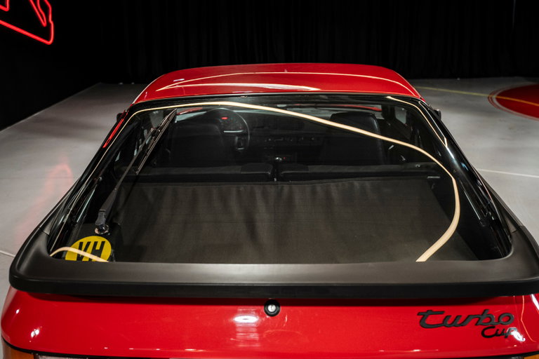 Porsche 944 Turbo Cup