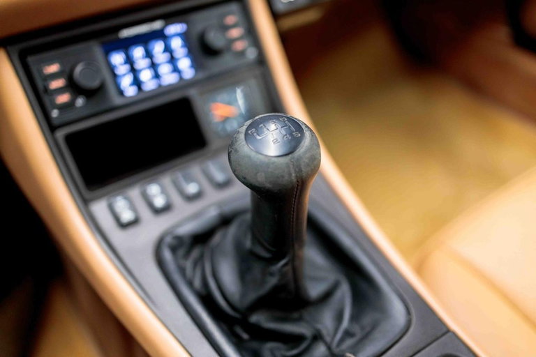 Porsche 968