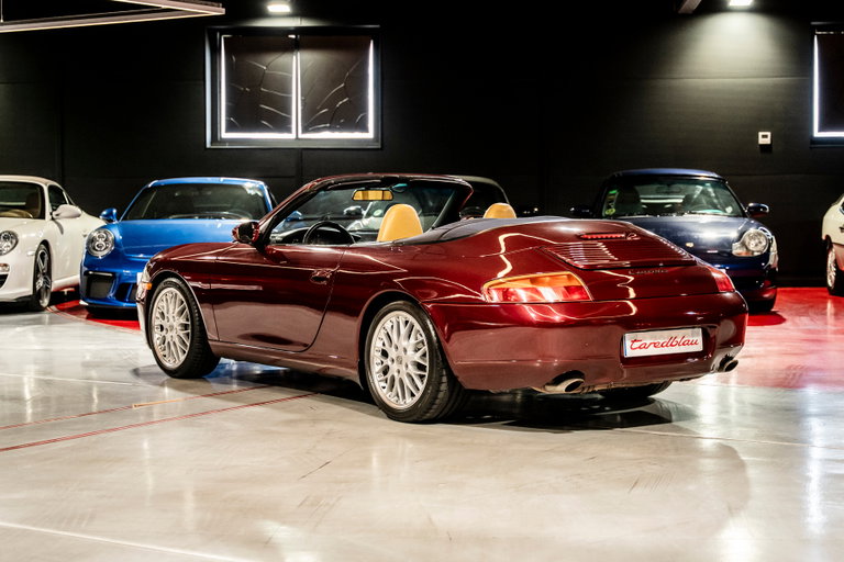 Porsche 996 Carrera