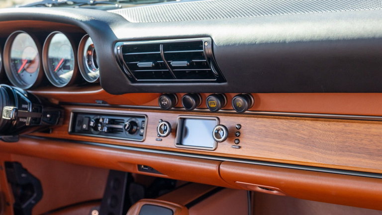 Porsche 911 Reimagined by Singer