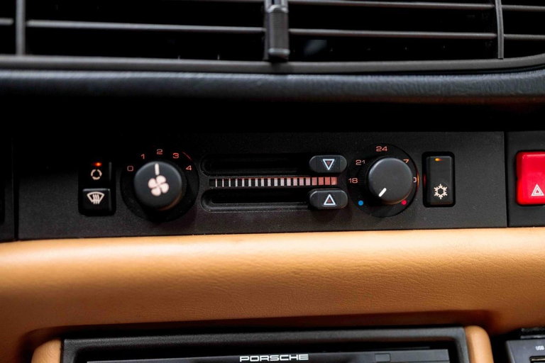 Porsche 968