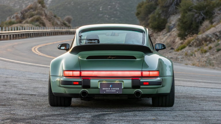 Porsche 911 Reimagined by Singer