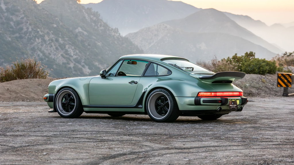 Porsche 911 Reimagined by Singer
