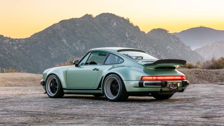 Porsche 911 Reimagined by Singer