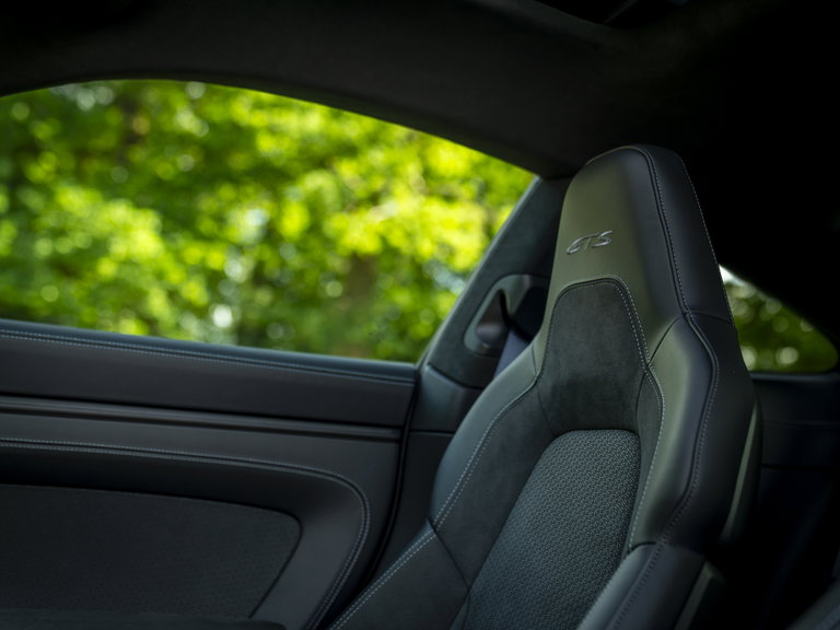 Porsche 992.2 Carrera GTS