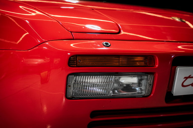 Porsche 944 Turbo Cup