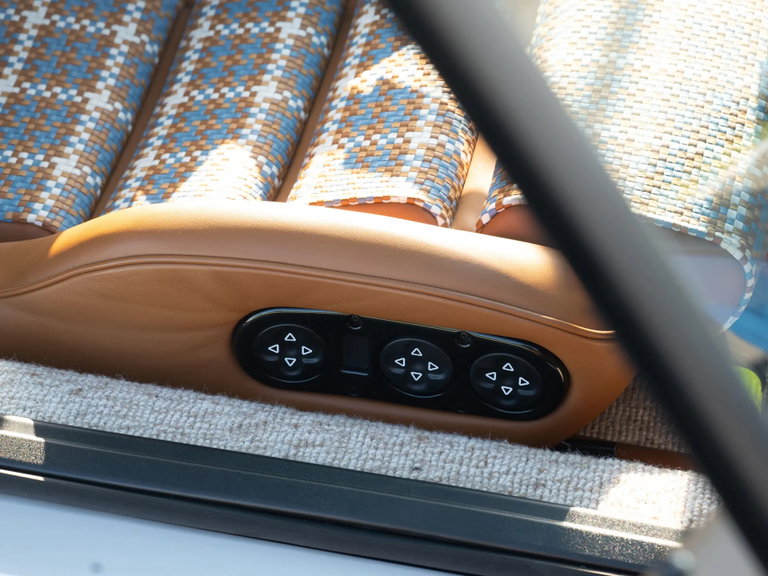 Porsche 911 Reimagined by Singer