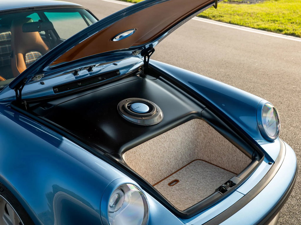 Porsche 911 Reimagined by Singer