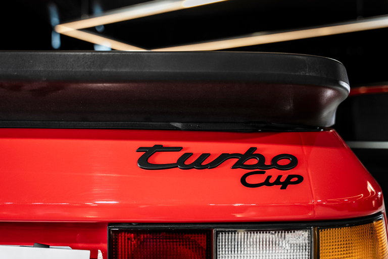 Porsche 944 Turbo Cup