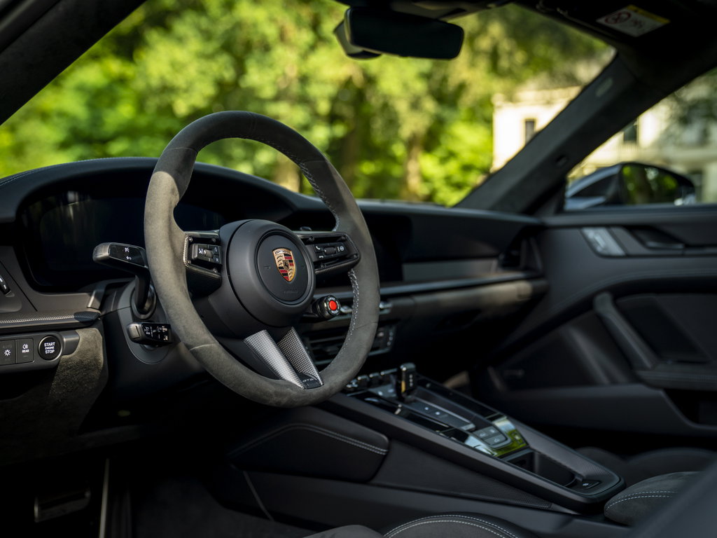 Porsche 992.2 Carrera GTS
