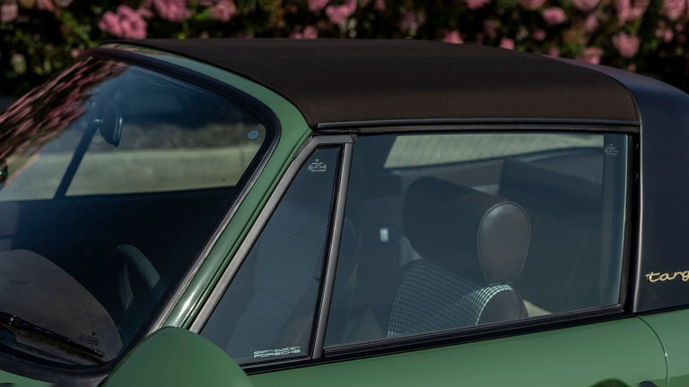 Porsche 911 Backdate