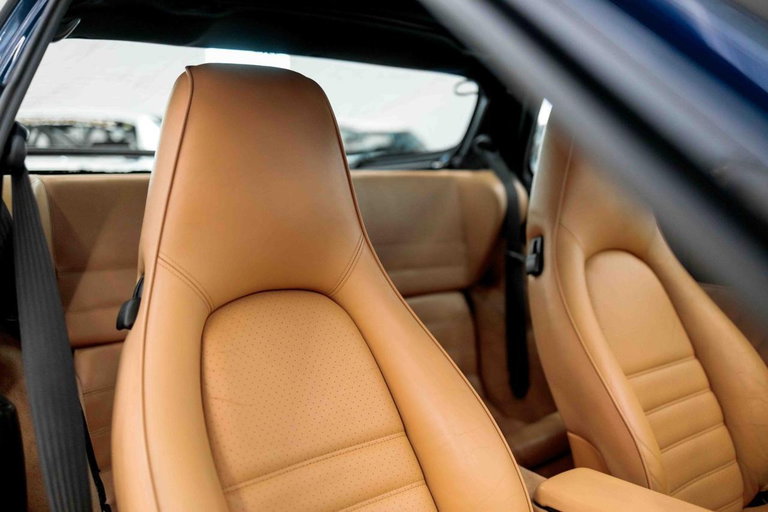 Porsche 968