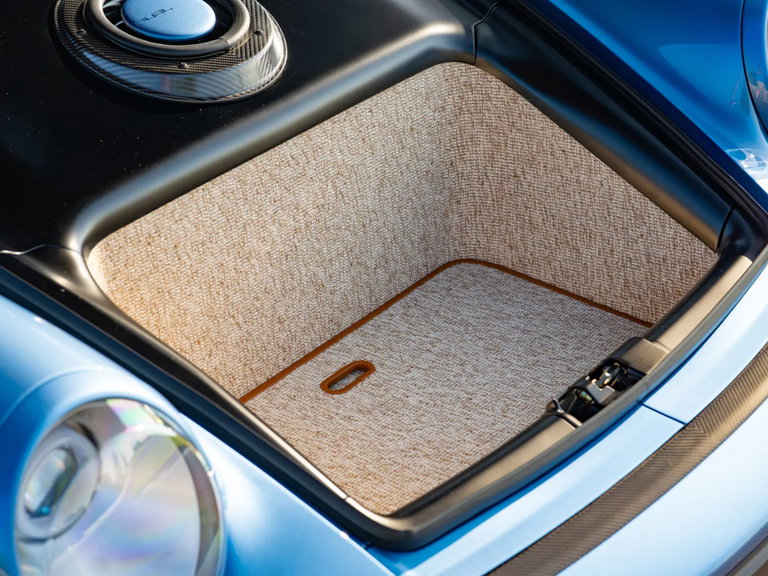 Porsche 911 Reimagined by Singer