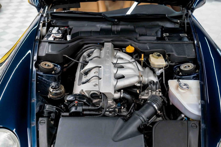 Porsche 968