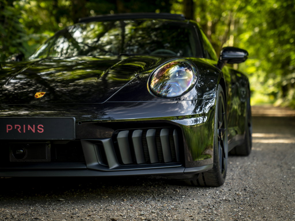 Porsche 992.2 Carrera GTS