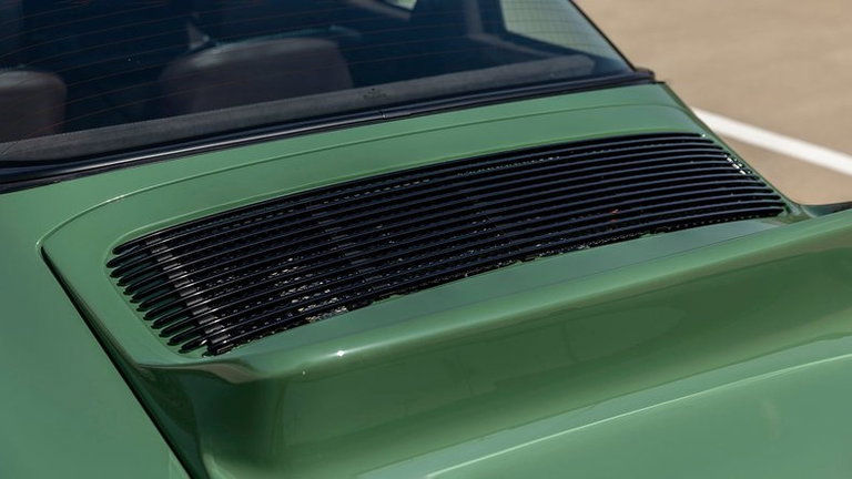 Porsche 911 Backdate